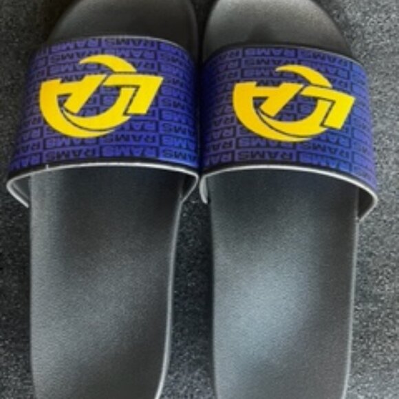 Size 13 Los Angeles Rams NFL Men's Flip Flop Slides Sandals Shoes w/ Socks - Picture 7 of 7